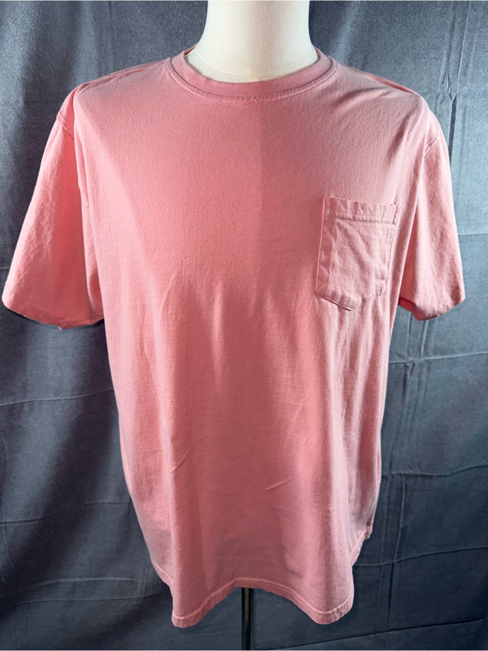 2967-Islandia Men's Short Sleeve Pocket Tee in Dusty Pink